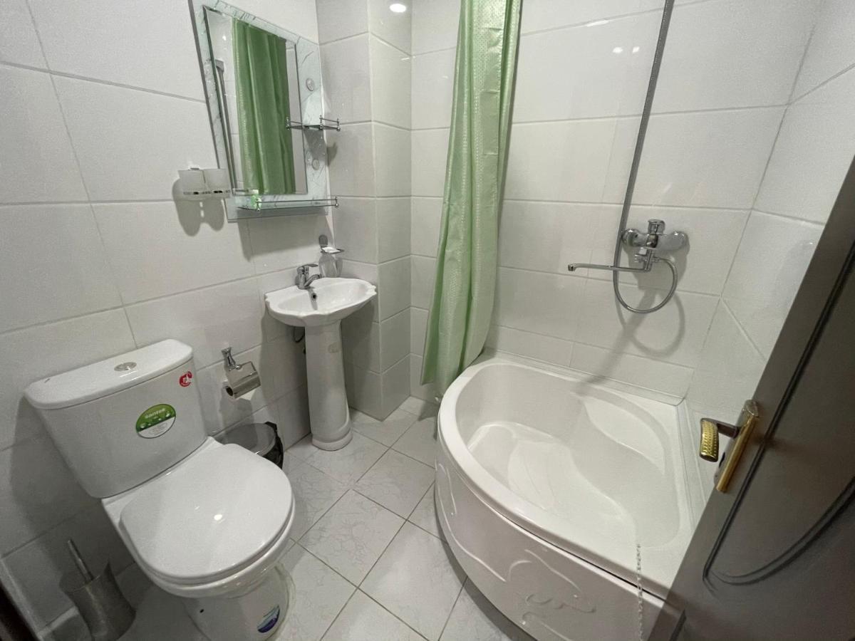 Ipak Hotel Ташкент Екстер'єр фото